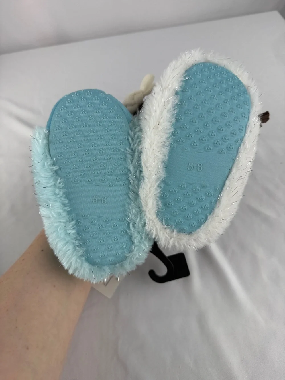 NWT Disney Frozen Sock Style Slippers